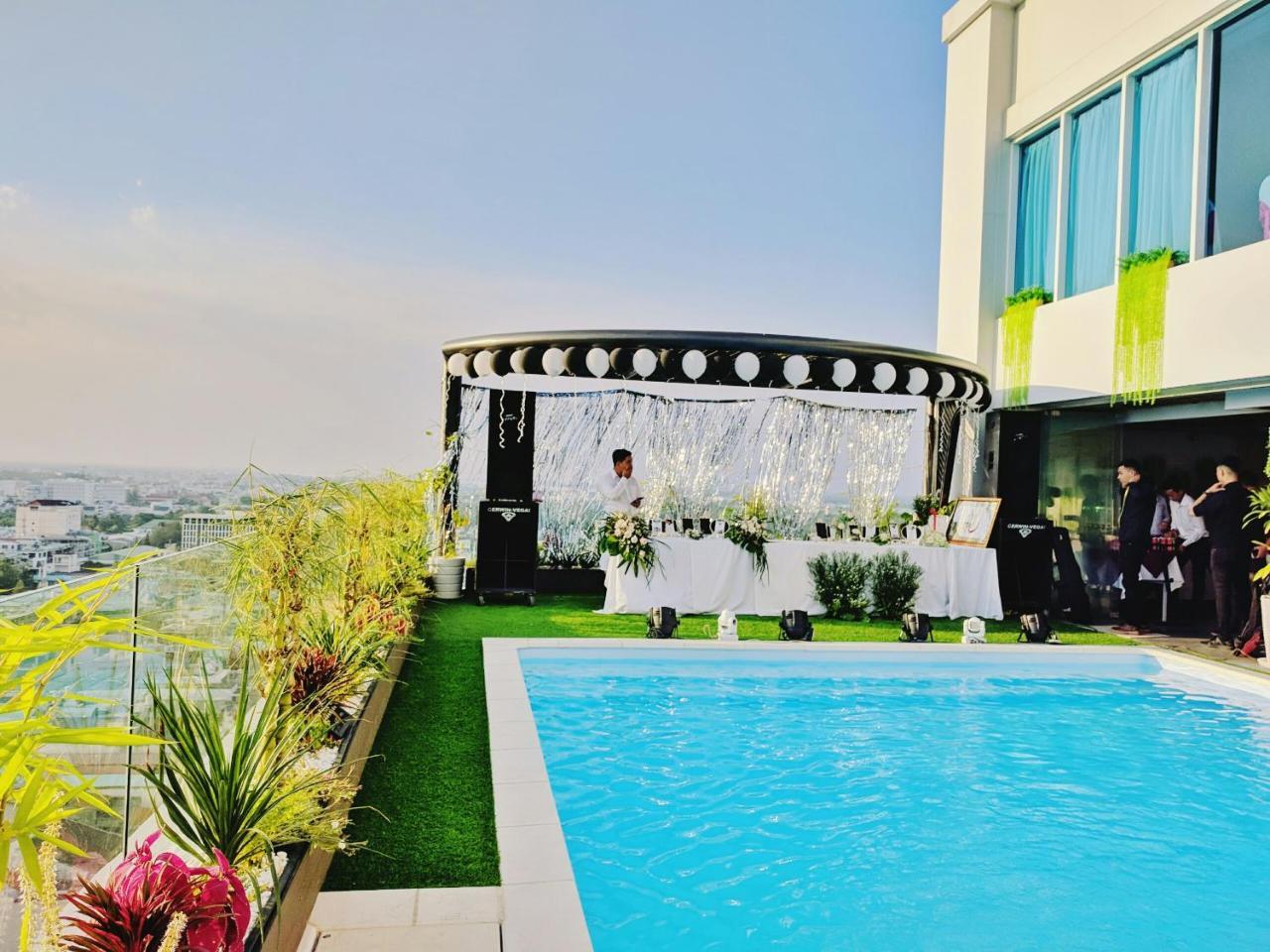 Holiday One Can Tho Hotel Extérieur photo